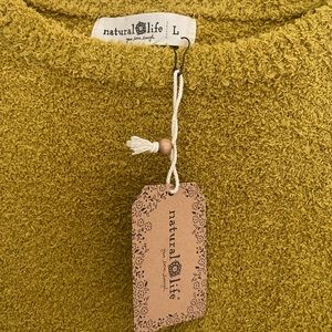 Naturalife Crop Sweater